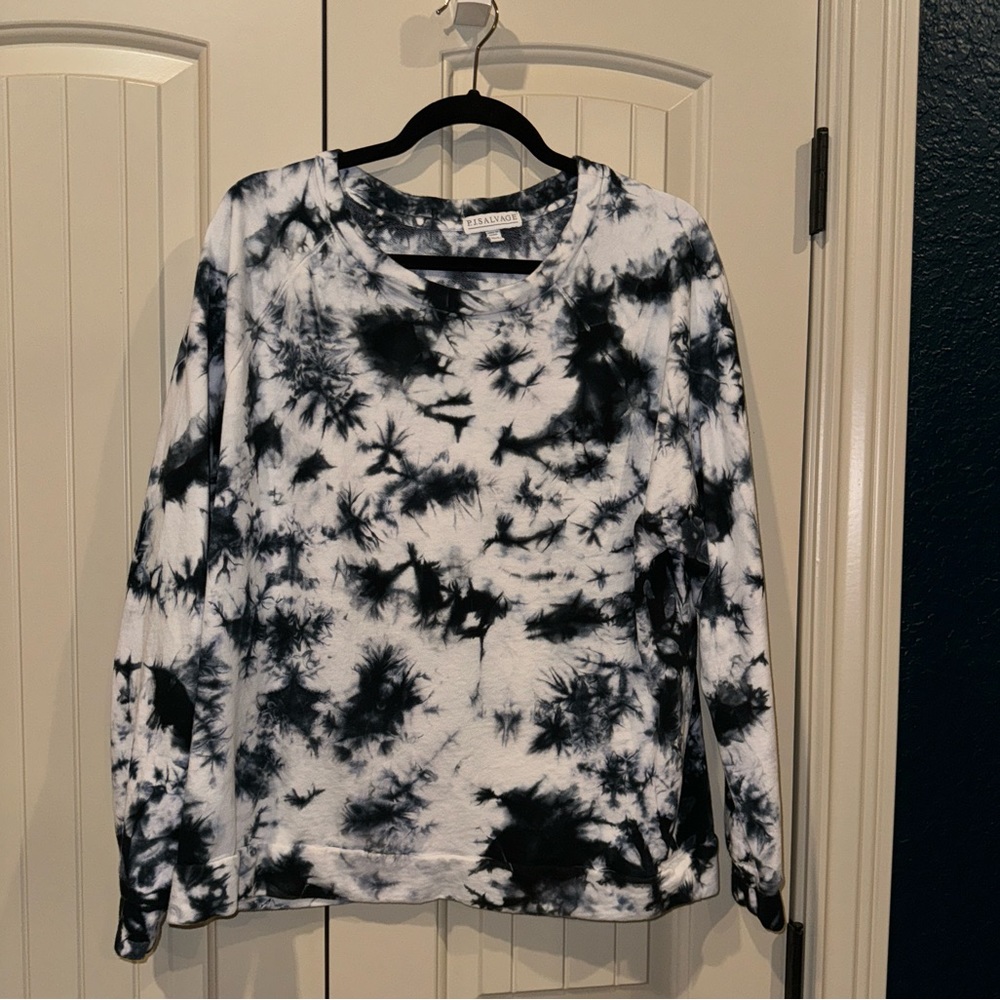 PJ Salvage 1X Sweatshirt Black and White Tie Dye.